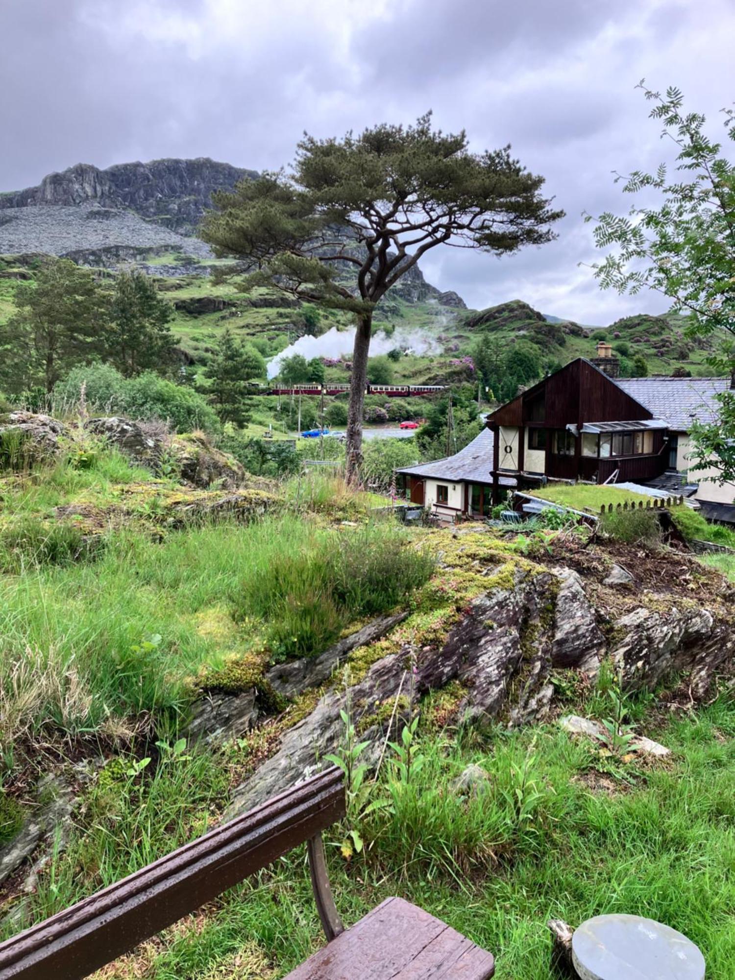 Bryn Elltyd Eco House Guest House Blaenau Ffestiniog Exterior photo